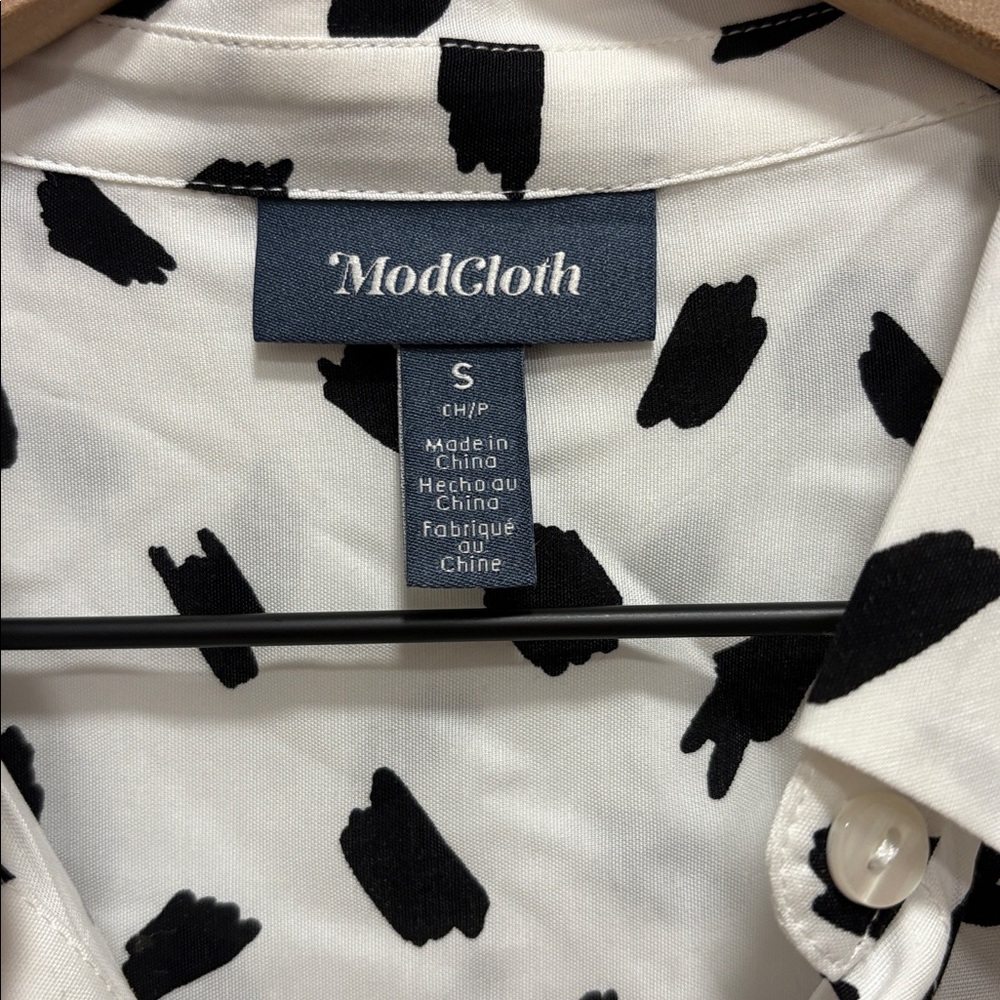 Modcloth Black And White Patterned Button Down Sh… - image 2